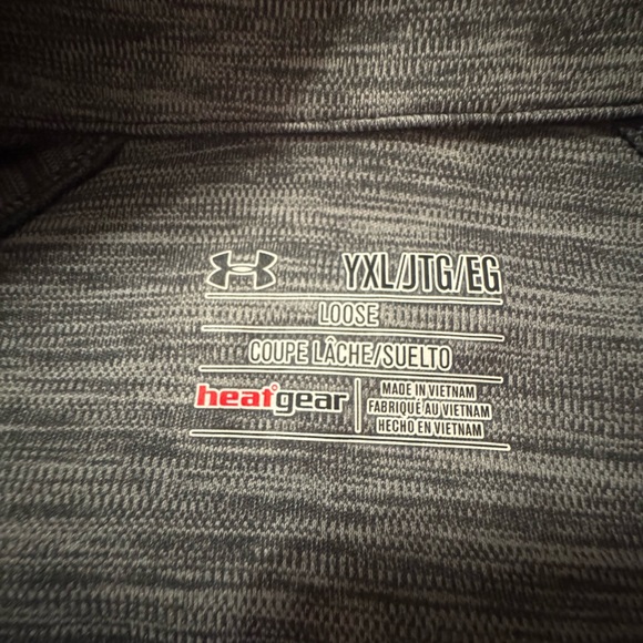Under Armour Heather Gray Performance Pullover with Pink HeatGear Logo - Picture 2 of 3